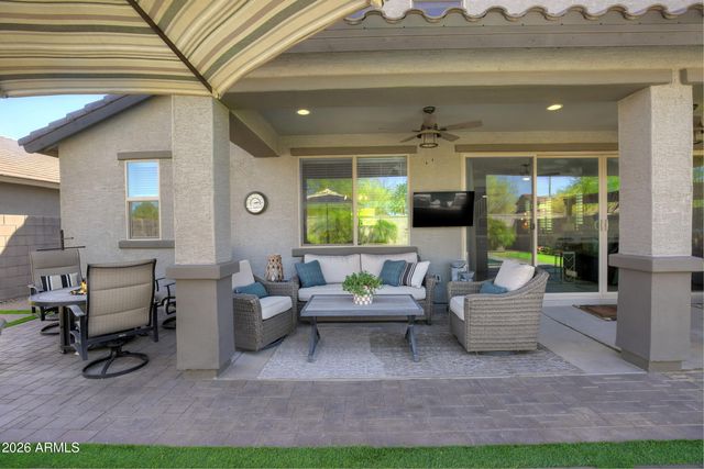 16004 W SOFT WIND Drive, Surprise, AZ 85387