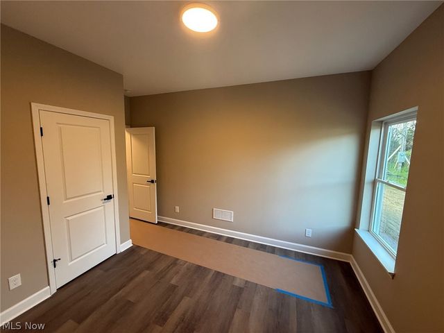 14501 Kennerdown Drive, Maple Heights, OH 44137