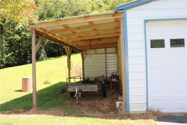 731 Indian Grove Church Road, Mount Airy, NC 27030
