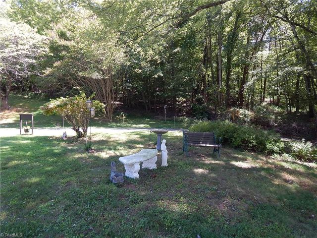 731 Indian Grove Church Road, Mount Airy, NC 27030