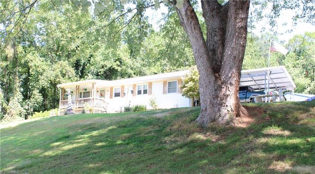 731 Indian Grove Church Road, Mount Airy, NC 27030