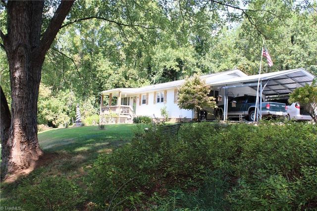 731 Indian Grove Church Road, Mount Airy, NC 27030