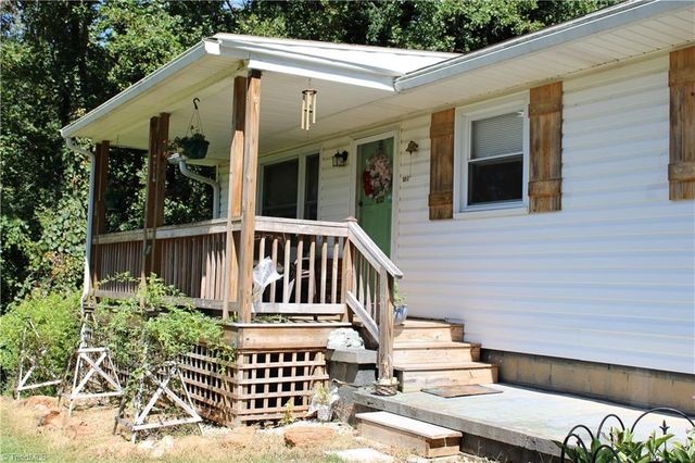 731 Indian Grove Church Road, Mount Airy, NC 27030