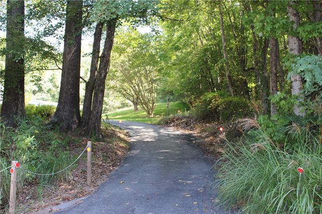 731 Indian Grove Church Road, Mount Airy, NC 27030