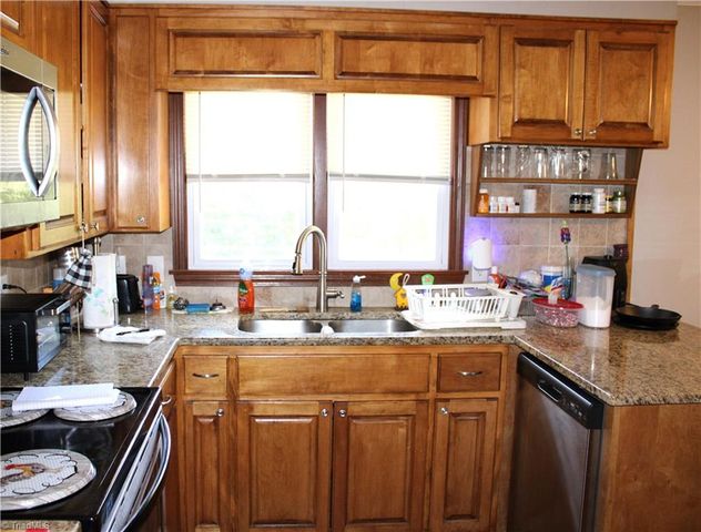 731 Indian Grove Church Road, Mount Airy, NC 27030