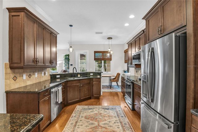 18 CELIA LANE, Orlando, FL 32803