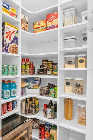 18 CELIA LANE, Orlando, FL 32803