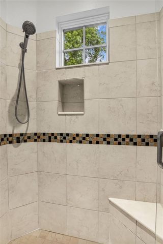 18 CELIA LANE, Orlando, FL 32803