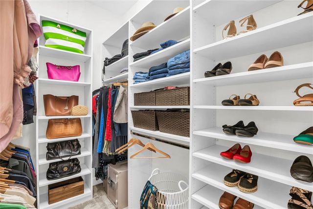 18 CELIA LANE, Orlando, FL 32803