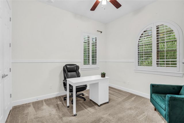 18 CELIA LANE, Orlando, FL 32803