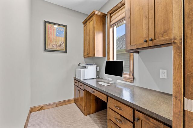 17276 62nd Avenue N, Maple Grove, MN 55311