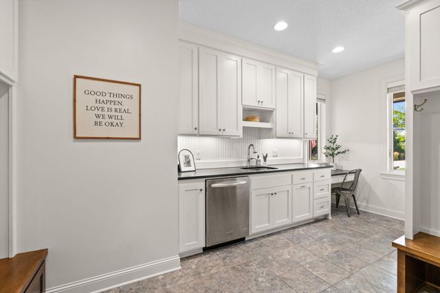 17276 62nd Avenue N, Maple Grove, MN 55311