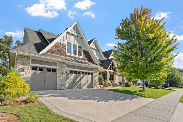 17276 62nd Avenue N, Maple Grove, MN 55311