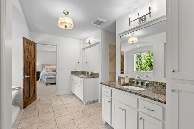 17276 62nd Avenue N, Maple Grove, MN 55311