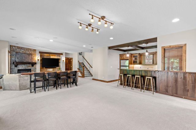 17276 62nd Avenue N, Maple Grove, MN 55311