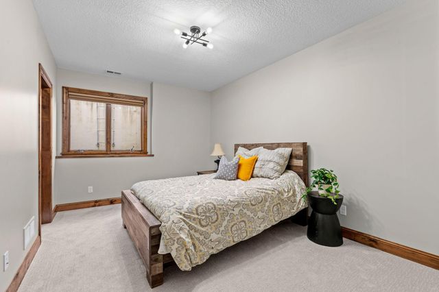17276 62nd Avenue N, Maple Grove, MN 55311