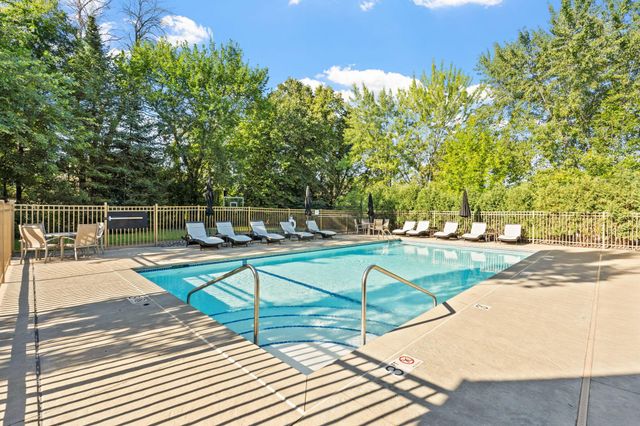 17276 62nd Avenue N, Maple Grove, MN 55311