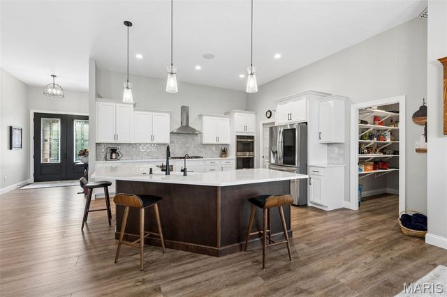 221 Windrose Lane, Troy, MO 63379