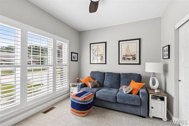 221 Windrose Lane, Troy, MO 63379