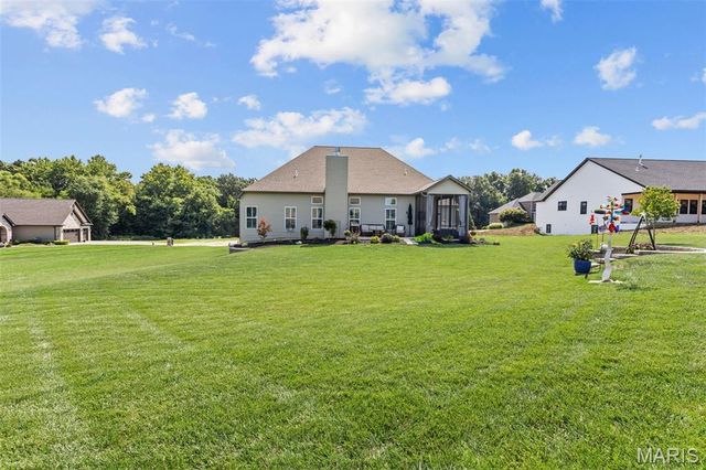 221 Windrose Lane, Troy, MO 63379