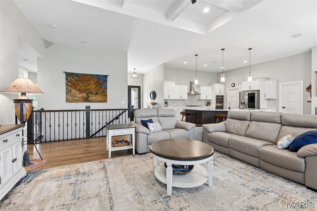 221 Windrose Lane, Troy, MO 63379
