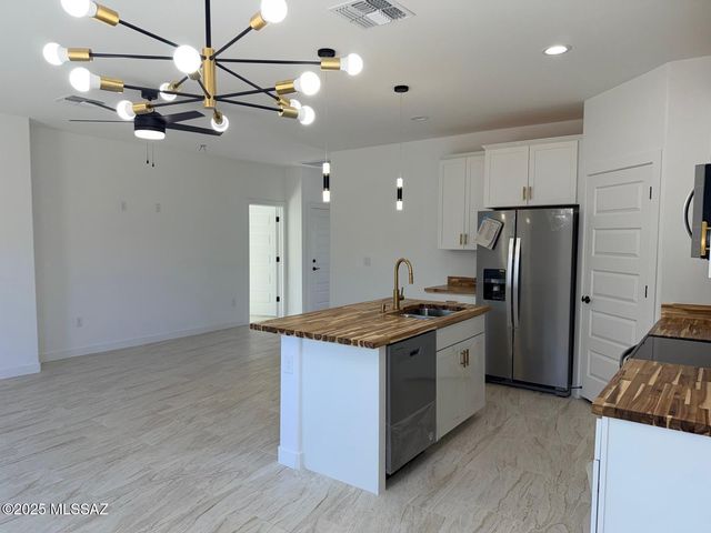 1851 Tijuana Ct, Rio Rico, AZ 85648