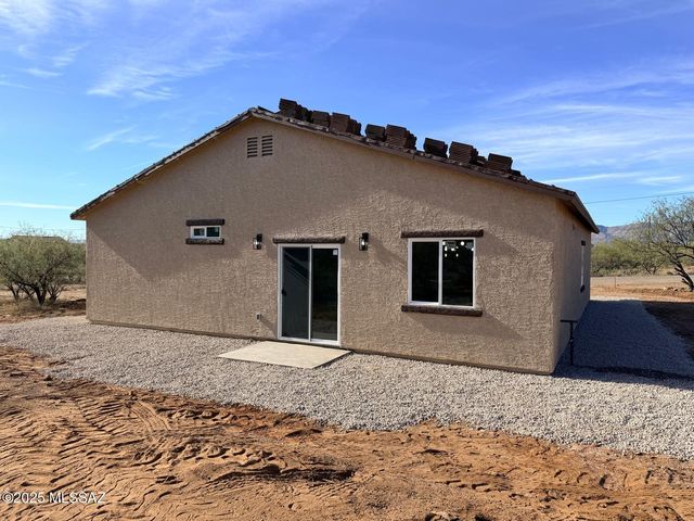 1851 Tijuana Ct, Rio Rico, AZ 85648