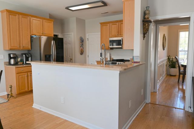 108 Seneca Circle, Goose Creek, SC 29445