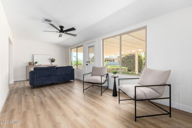 10822 W ROUNDELAY Circle, Sun City, AZ 85351