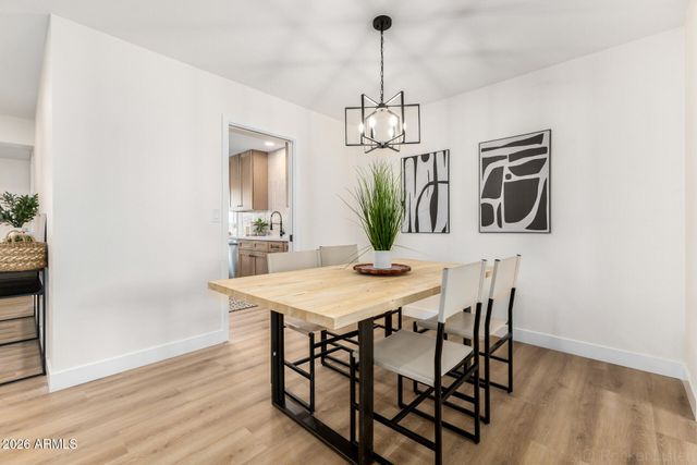 10822 W ROUNDELAY Circle, Sun City, AZ 85351