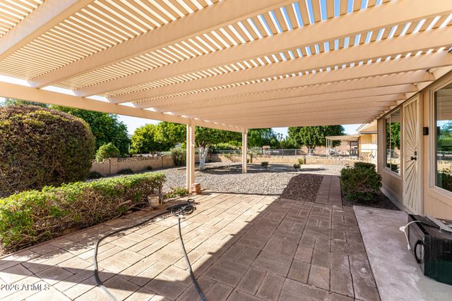 10822 W ROUNDELAY Circle, Sun City, AZ 85351