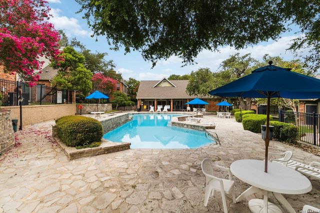 78 Chapel Hill Cir Unit 78, San Antonio, TX 78240