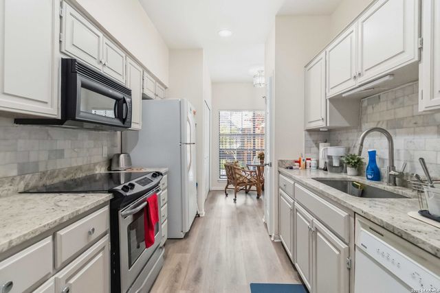 78 Chapel Hill Cir Unit 78, San Antonio, TX 78240