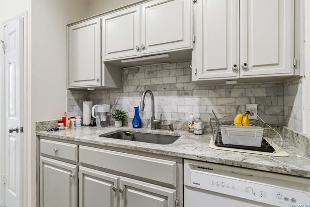 78 Chapel Hill Cir Unit 78, San Antonio, TX 78240
