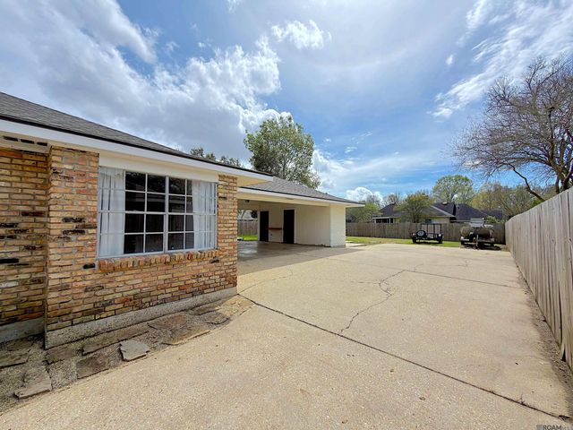 10230 Azrok Ave, Saint George, LA 70809