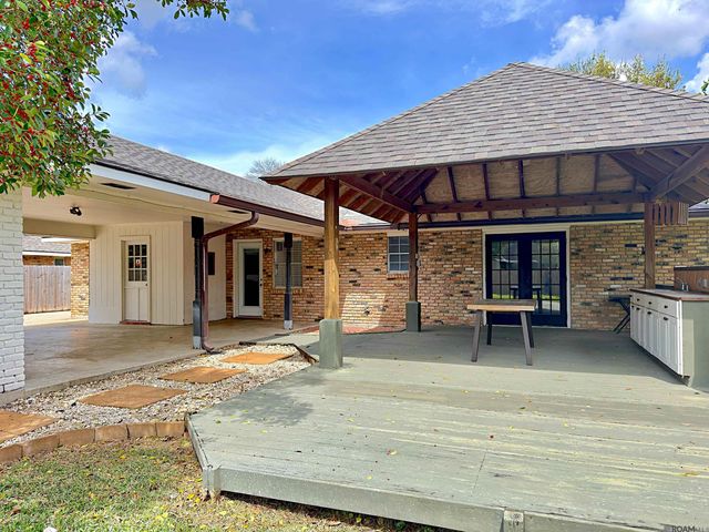 10230 Azrok Ave, Saint George, LA 70809