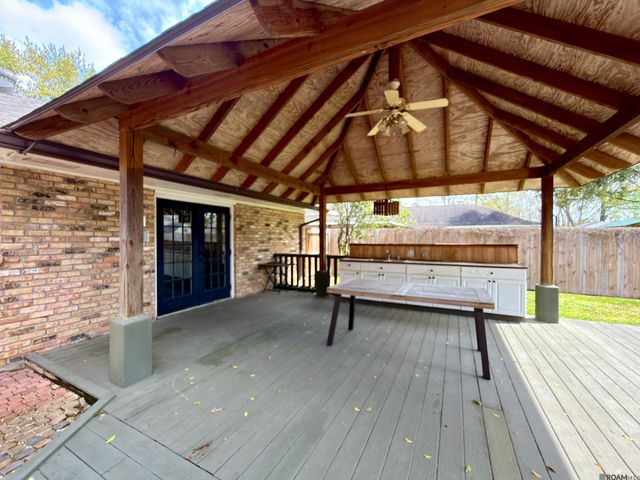 10230 Azrok Ave, Saint George, LA 70809