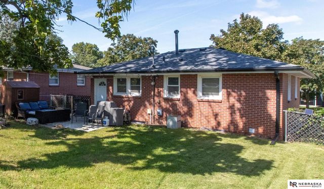 5335 Bancroft Avenue, Lincoln, NE 68506