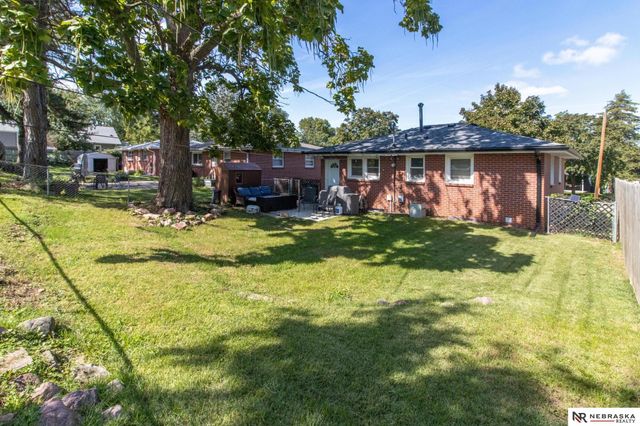 5335 Bancroft Avenue, Lincoln, NE 68506