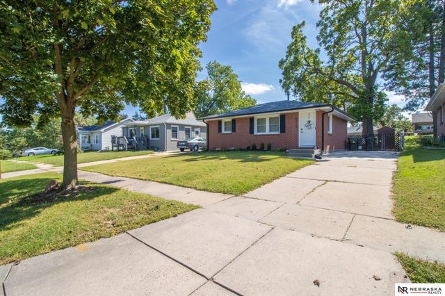 5335 Bancroft Avenue, Lincoln, NE 68506