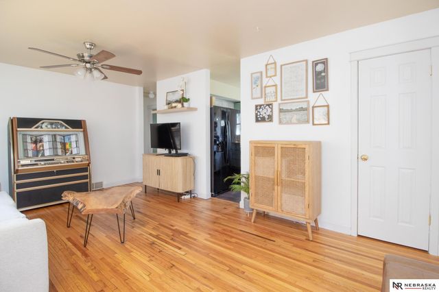 5335 Bancroft Avenue, Lincoln, NE 68506