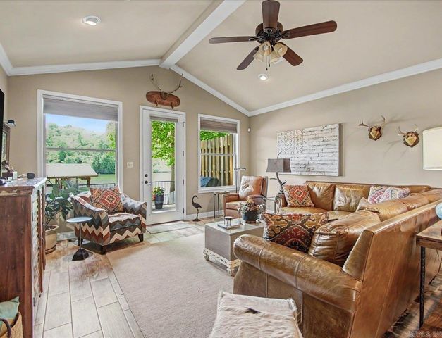 1624 Treasure Isle Rd, Hot Springs, AR 71913