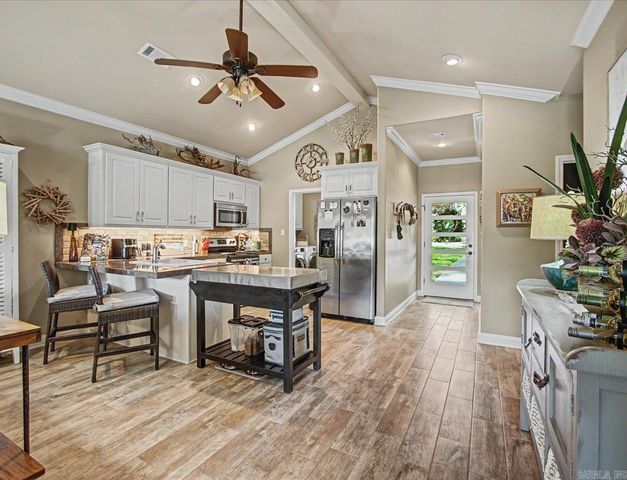 1624 Treasure Isle Rd, Hot Springs, AR 71913