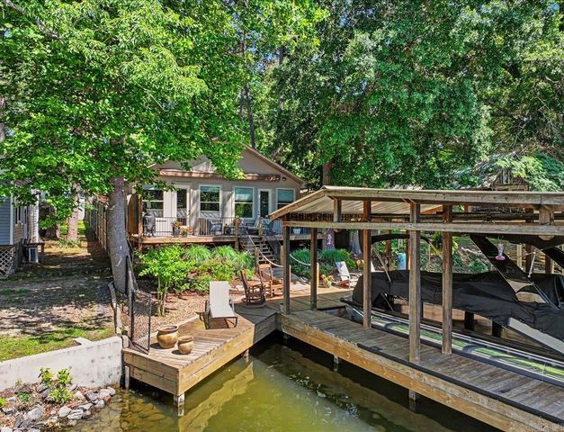 1624 Treasure Isle Rd, Hot Springs, AR 71913