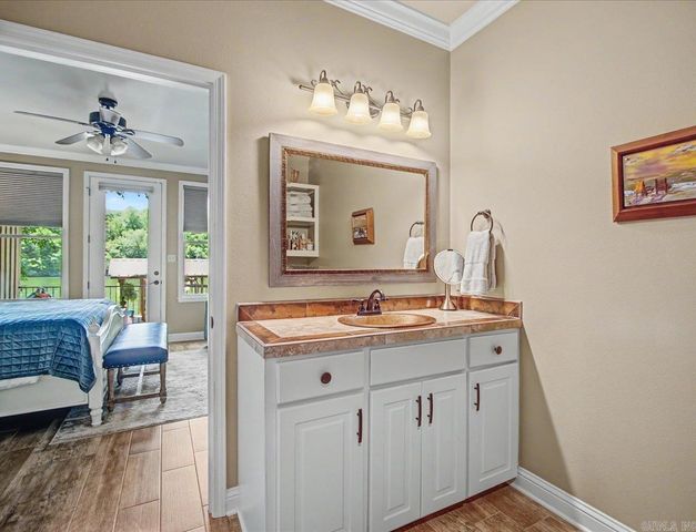 1624 Treasure Isle Rd, Hot Springs, AR 71913