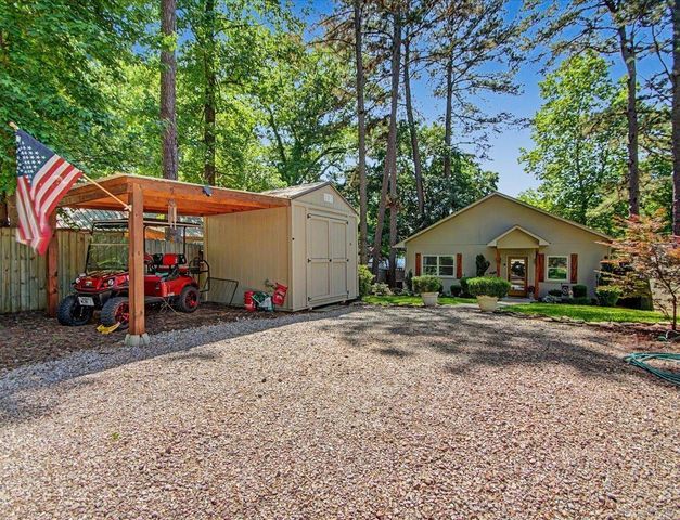 1624 Treasure Isle Rd, Hot Springs, AR 71913