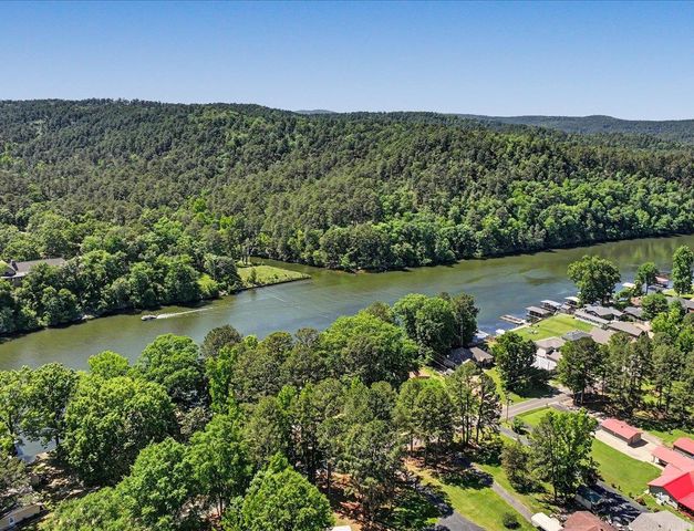 1624 Treasure Isle Rd, Hot Springs, AR 71913