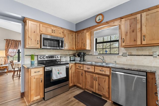25540 Fox Woods Circle, Shell Knob, MO 65747