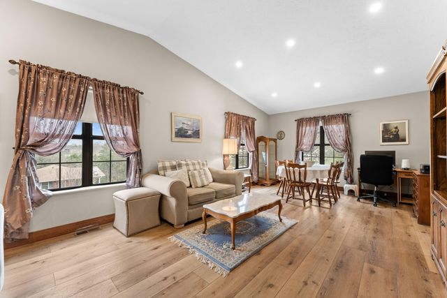 25540 Fox Woods Circle, Shell Knob, MO 65747