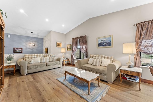 25540 Fox Woods Circle, Shell Knob, MO 65747